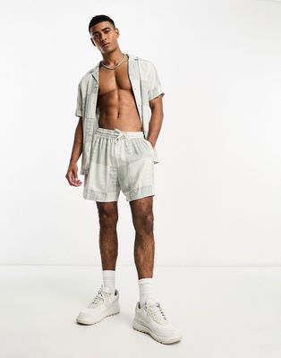 New Look checkerboard shorts in gray - part of a set - co-ord 7