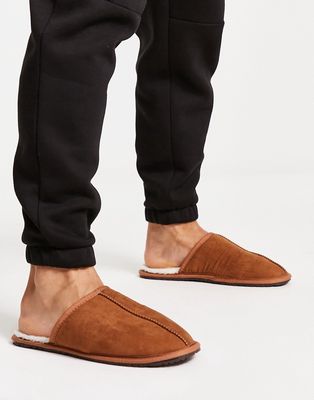 New Look faux fur slip-on mule slippers in tan-Neutral