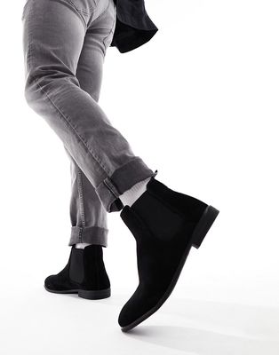 New Look Faux Suede Chelsea Boots In Black