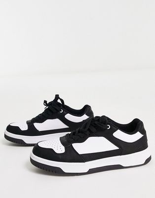 New Look paneled contrast sneakers in black & white