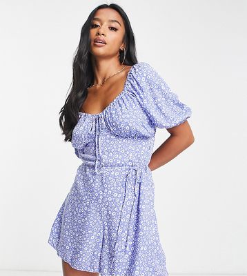 New Look Petite sweetheart neck romper in blue floral