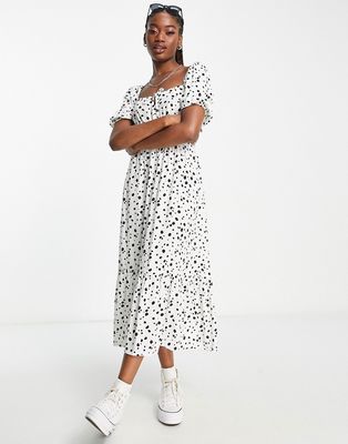 New Look puff sleeve tiered midi dress in black dalmatian print-White