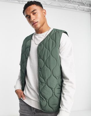 New Look quilted vest in khaki-Green
