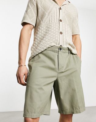 New Look relaxed fit bermuda shorts in light green