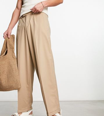 New Look relaxed fit smart pants in stone-Neutral