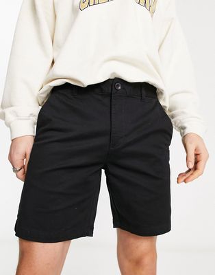 New Look slim chino shorts in black