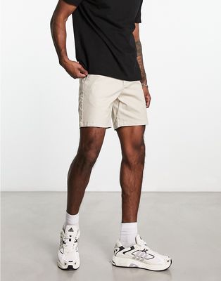 New Look Slim Chino Shorts in Stone-Neutral