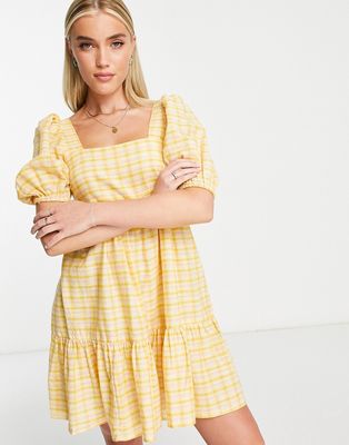 New Look tie back tiered mini dress in yellow gingham