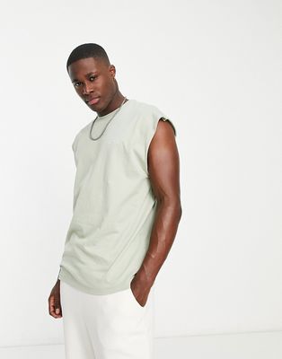 New Look wave embroidered tank top in light green
