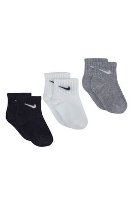 Nike 3-Pack Core Swoosh Gripper Socks in Black