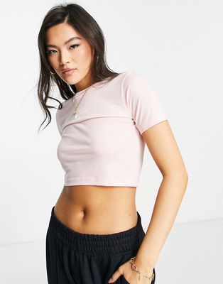 Nike Air cropped T-shirt in pink