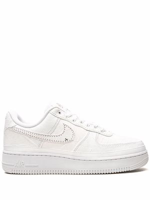 Nike Air Force 1 Low LX "Reveal" sneakers - White