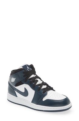 Nike Air Jordan 1 Mid SE Basketball Sneaker in Armory Navy/White/Black