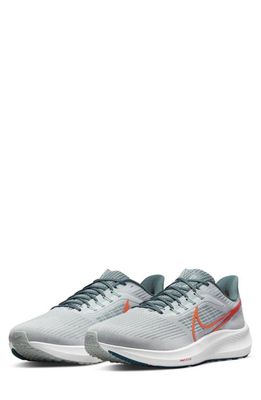 Nike Air Zoom Pegasus 39 Running Shoe in Platinum/Orange/Slate