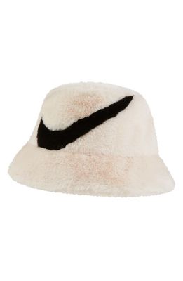 Nike Apex Swoosh Faux Fur Bucket Hat in Guava Ice/Black