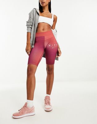 Nike Aura Essential short in pink