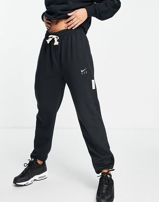 Nike Basketball Fly Standard Issue sweatpants in black