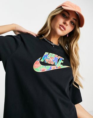 Nike boxy graphic t-shirt in black