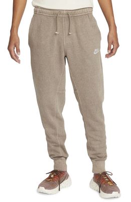 Nike Club Fleece Plus Pants in Olive Grey