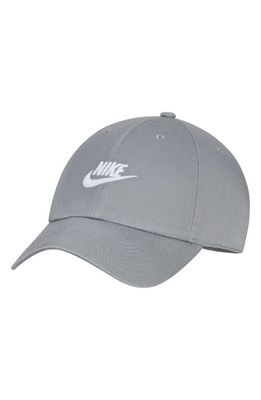 Nike Club Futura Wash Baseball Cap in Particle Grey/White