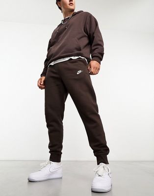 Nike Club sweatpants in brown