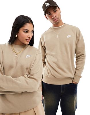 Nike Club sweatshirt in khaki brown-Green