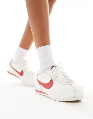 Nike Cortez sneakers in red-Green