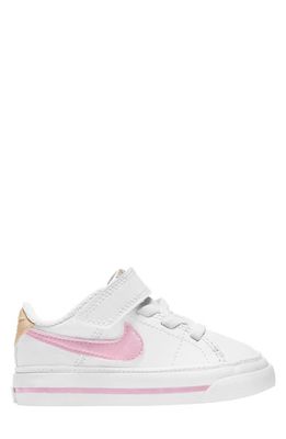 Nike Court Legacy Sneaker in White/Pink
