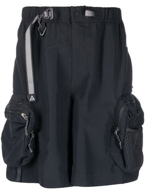 Nike embroidered-logo cargo shorts - Grey