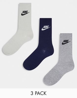 Nike Everyday Essential 3 pack socks in beige-Neutral
