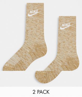Nike everyday plus cushion crew socks in coconut milk-White