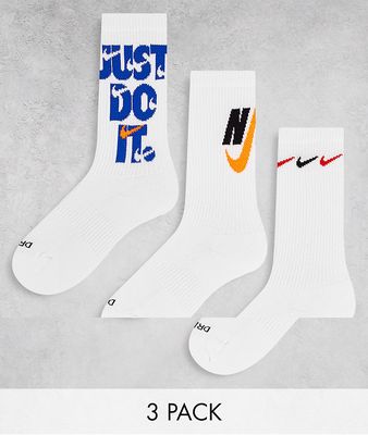 Nike Everyday Plus Cushioned 3 pack crew socks in white