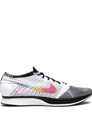 Nike Flyknit Racer Betrue sneakers - White