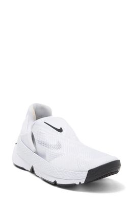Nike Go Flyease Slip-On Sneaker in White/Black