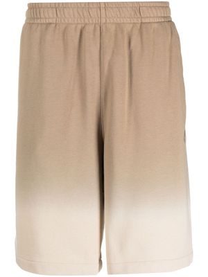 Nike gradient-effect cotton shorts - Neutrals