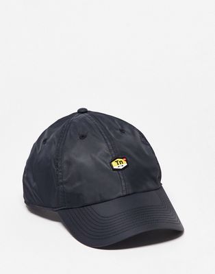 Nike H86 Tn Air Essential cap in black