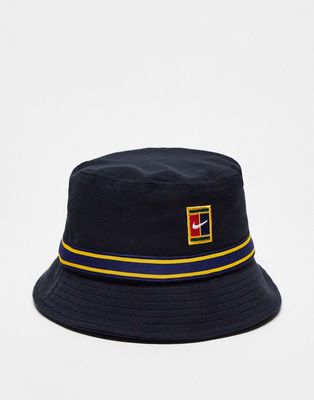 Nike Heritage tennis bucket hat in black