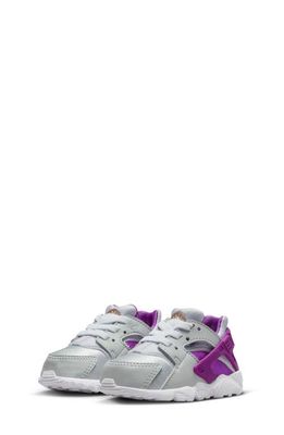 Nike Huarache Run Sneaker in Platinum/Violet/Copper