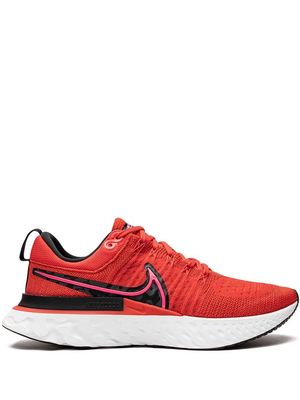 Nike Infinity Run Flyknit 2 sneakers - Red