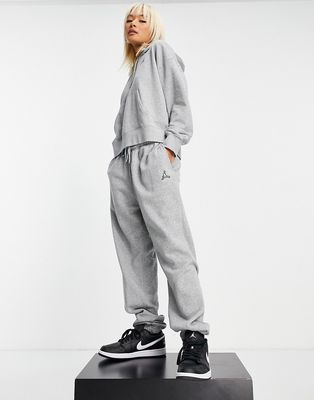 Nike Jordan Essentials cuffed fleece sweatpants in gray heather