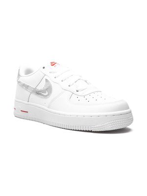 Nike Kids Air Force 1 Low "Topography Swoosh" sneakers - White