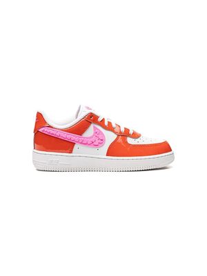 Nike Kids Air Force 1 Low "Valentine's Day 2023" sneakers - White