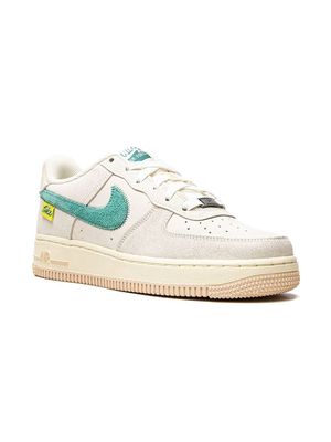 Nike Kids Air Force 1 LV8 1 "Test Of Time - Sail Green" sneakers - White
