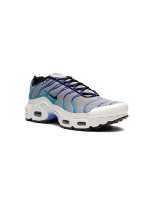 Nike Kids Air Max Plus sneakers - Light Smoke Grey/Blue Lightning/Racer Blue/Black