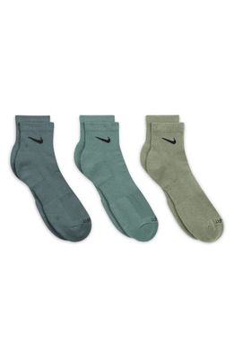 Nike Kids' Assorted 3-Pack Dri-FIT Everyday Plus Cushioned Ankle Socks in Green Multi Color