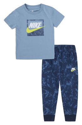 Nike Leaf Dye Graphic Tee & Joggers Set in Midnight
