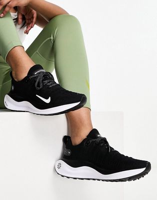 Nike React Infinity Run Flyknit 4 sneakers in black & white