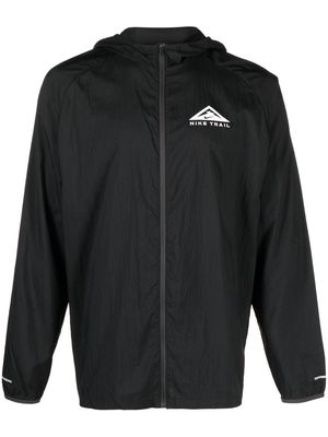 Nike reflective Swoosh-logo lightweight jacket - Black