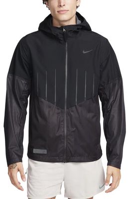 Nike Run Division Aerogami Waterproof Hooded Running Jacket in Black
