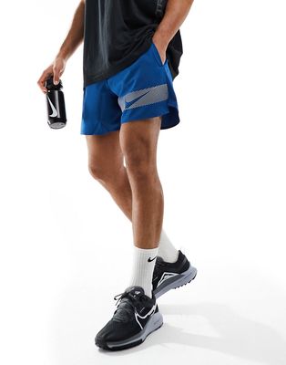 Nike Running Challenger Flash 5inch reflective shorts in dark gray